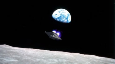 外星飞船驶离地球视频素材