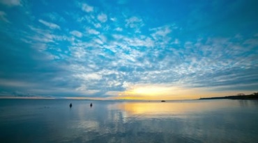 海天连一线的落日太阳落山余晖美景视频素材