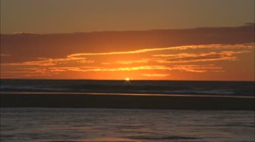 海上日出红日升起高清视频素材